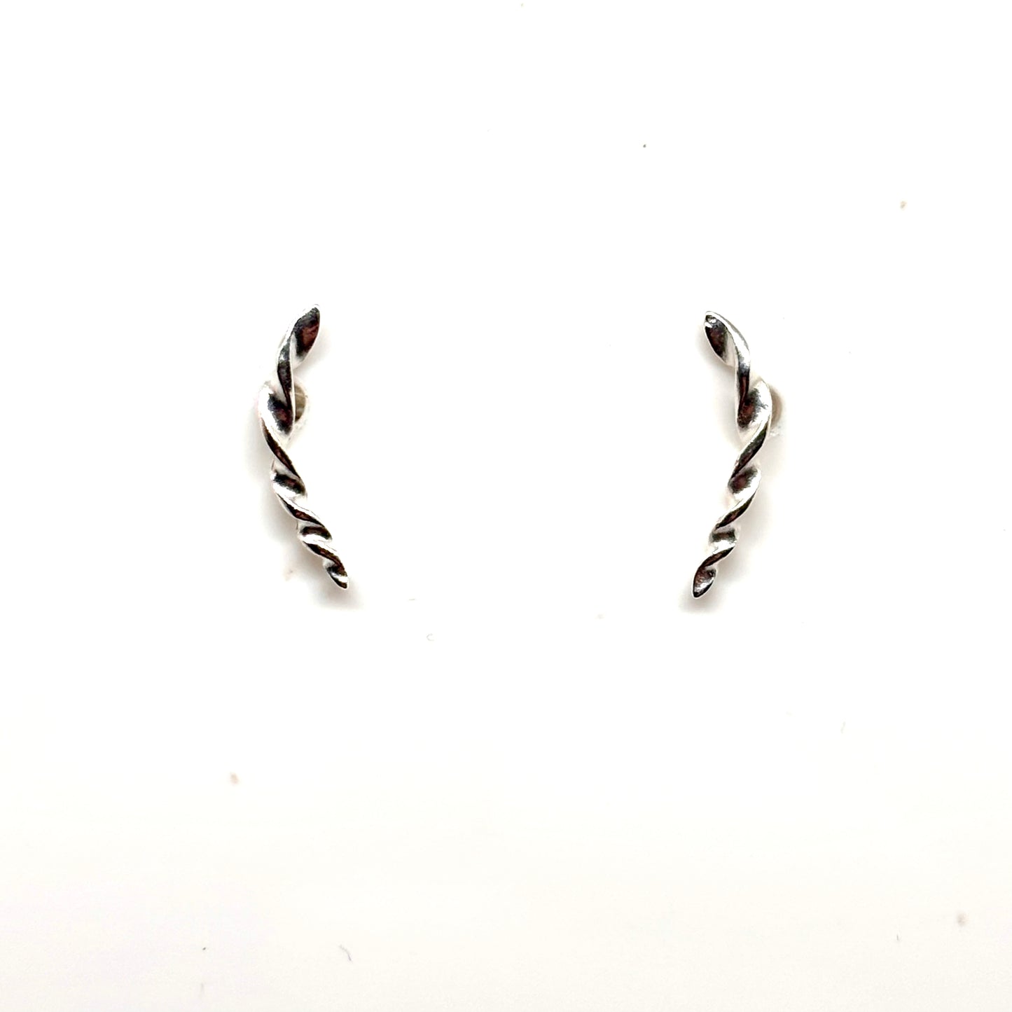 Twisted silver ear studs from Pixi Daisy