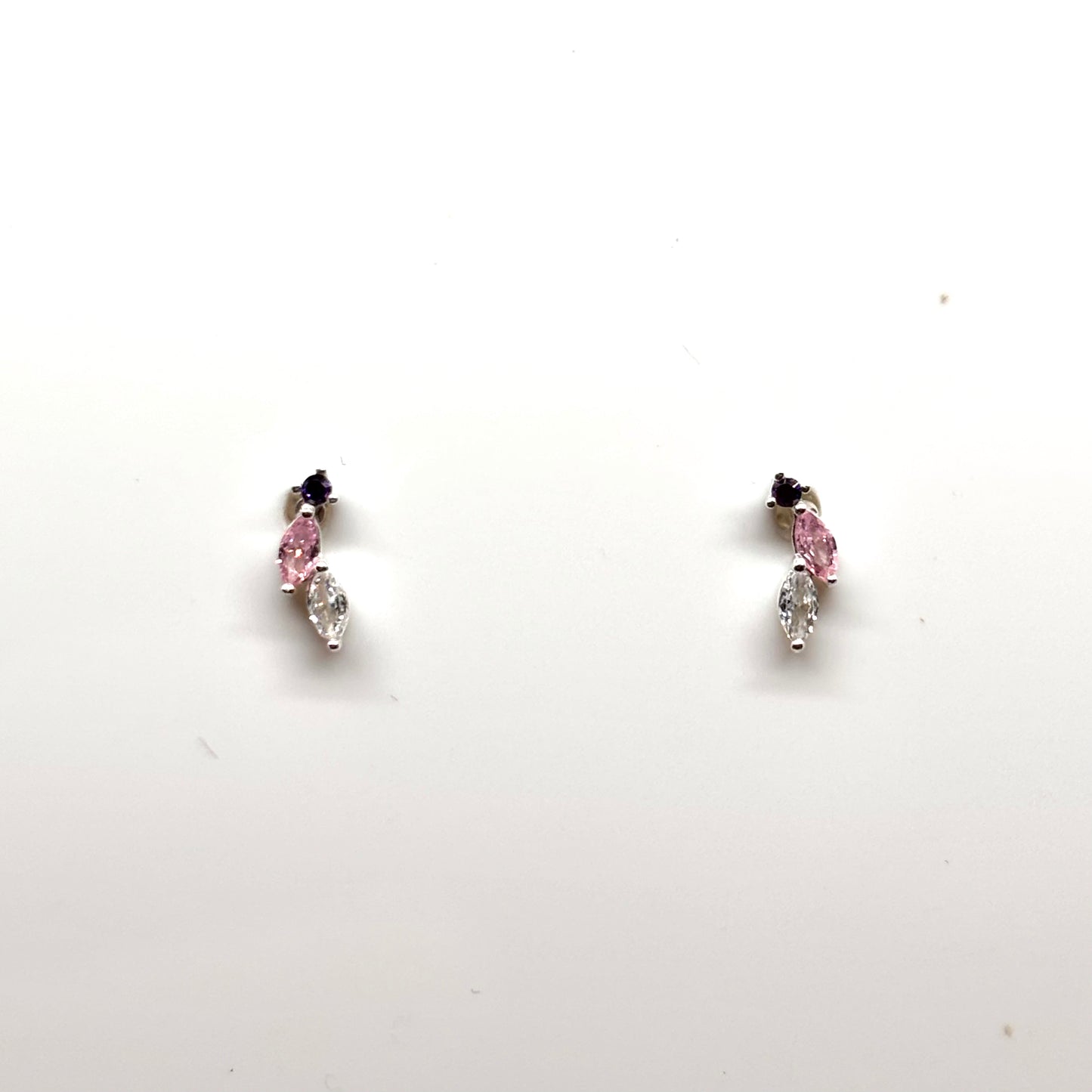 Pair of earrings with pink gemstones from Pixi Daisy
