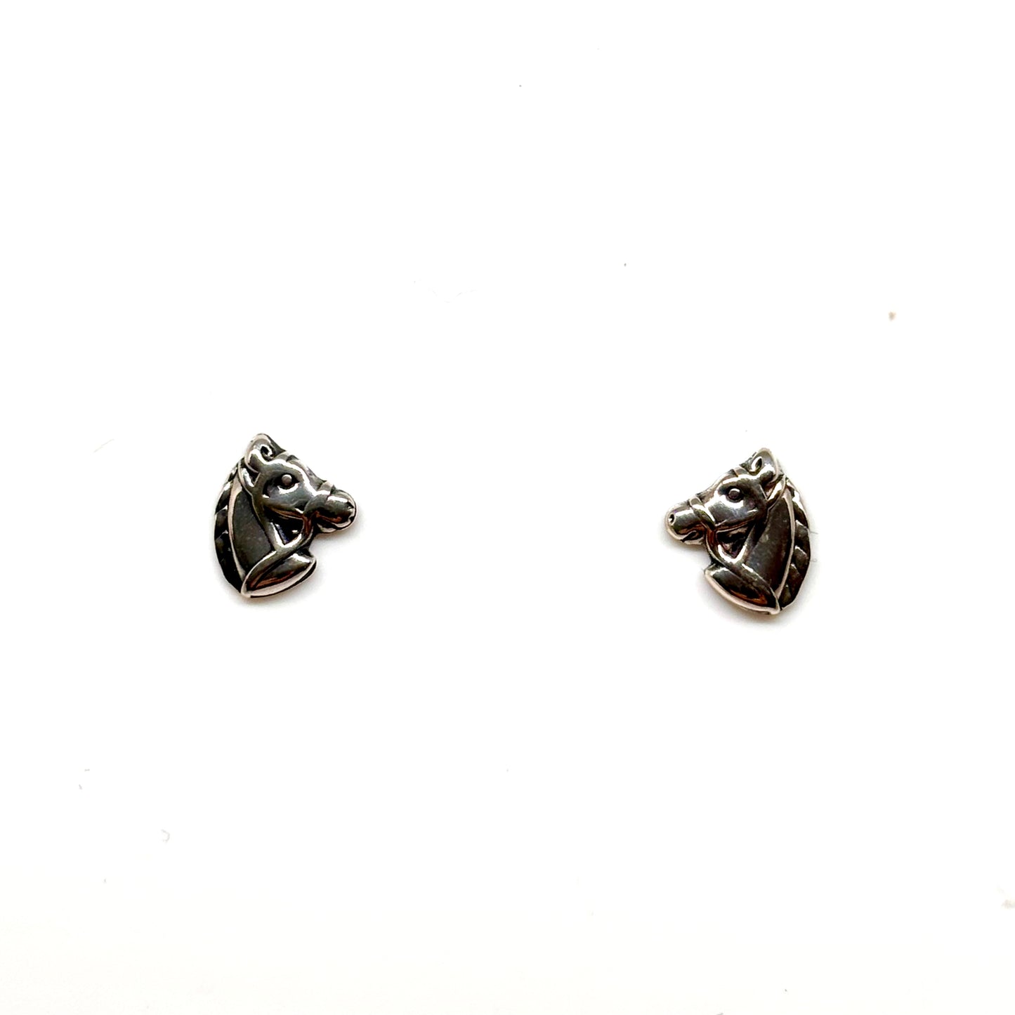 Horse head stud earrings from Pixi Daisy