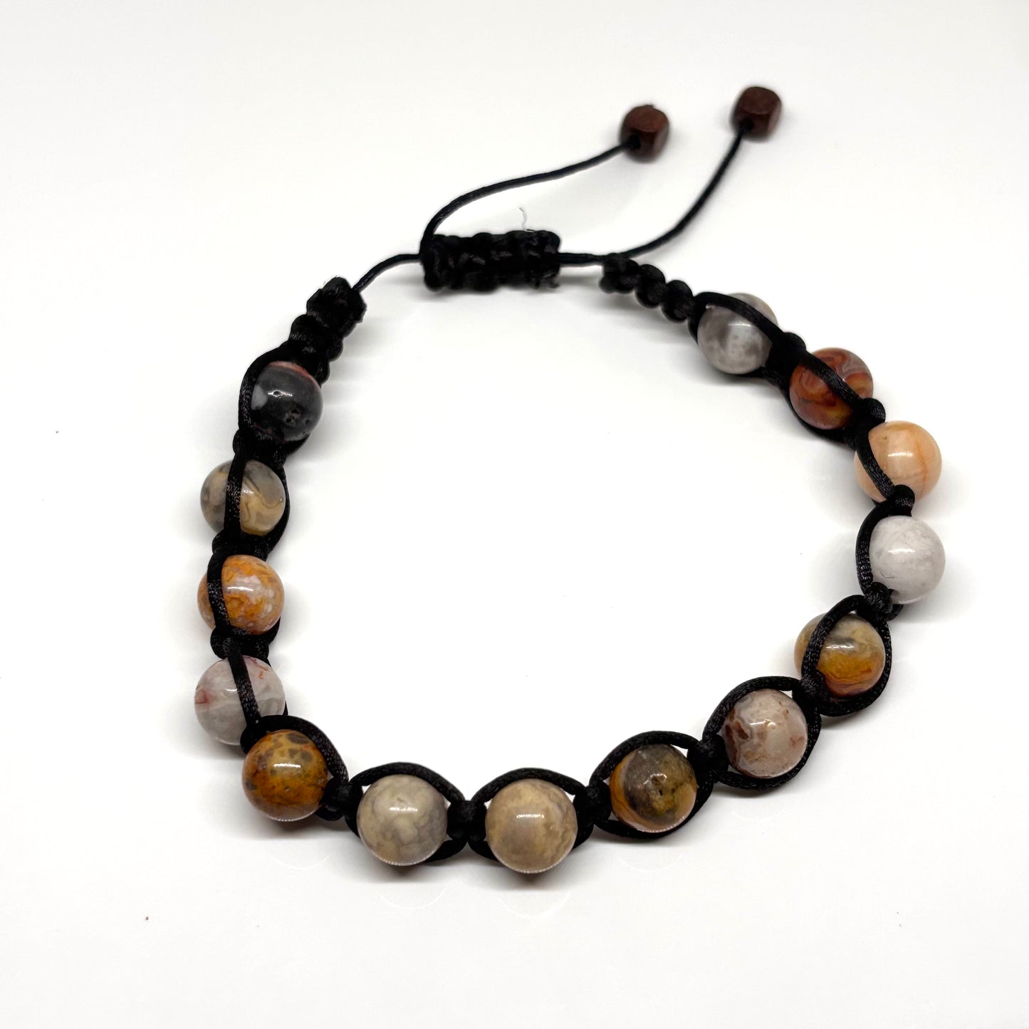 Crazy Lace Agate macrame bracelet from Pixi Daisy
