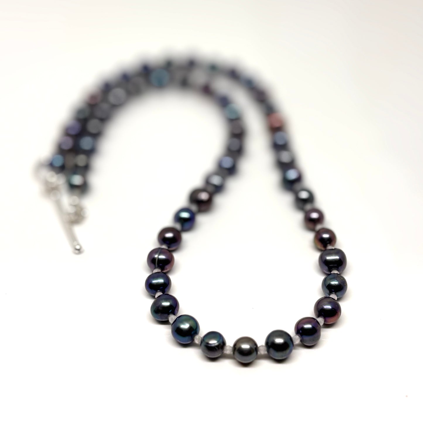 Freshwater pearl necklace from Pixi Daisy