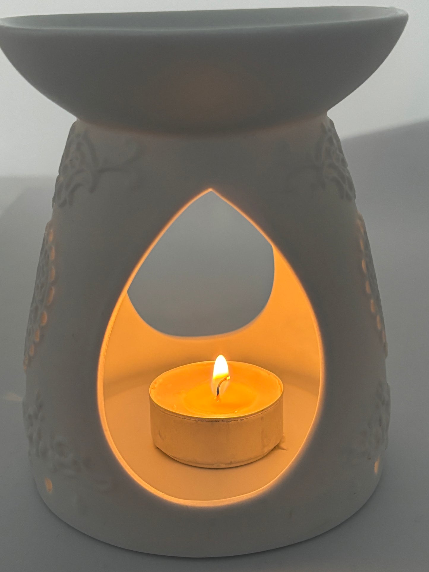 Tree of Life ceramic wax melt/essential oil burner from Pixi Daisy