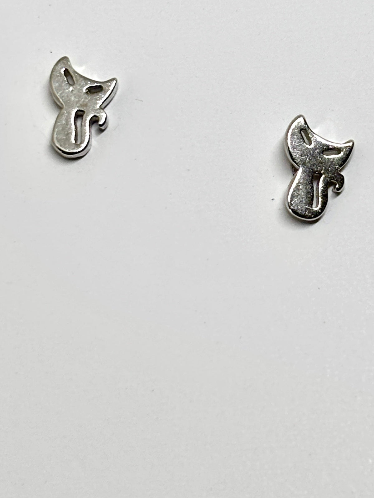 silver cats from pixi daisy