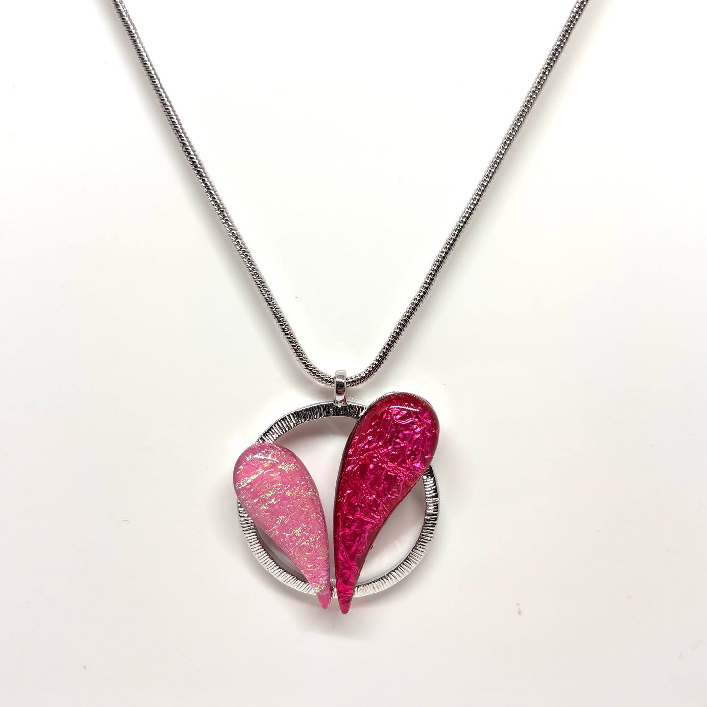 Miss Milly Necklace with pink teardrop-shaped pendants from Pixi Daisy