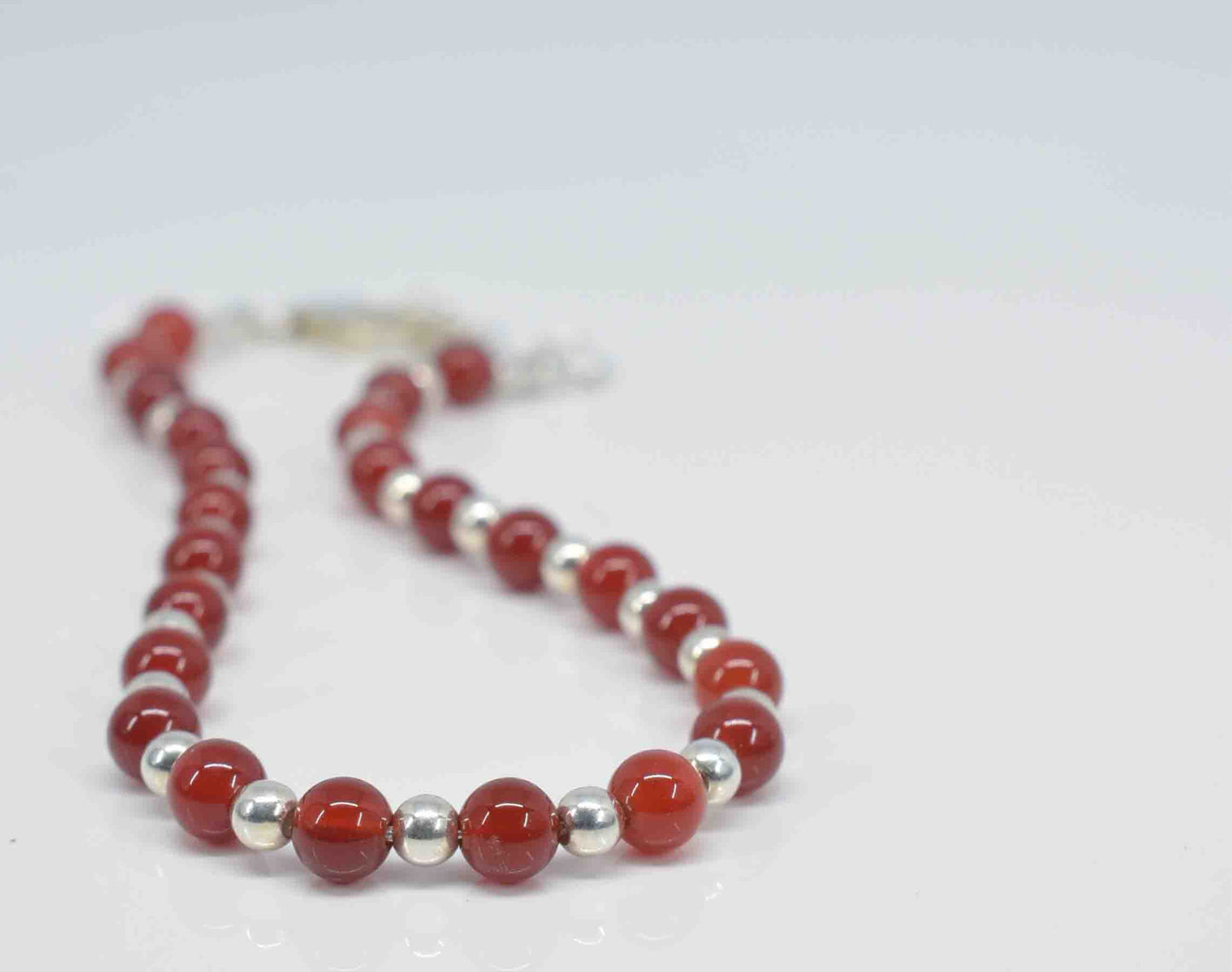 Carnelion Bracelet - Pixi Daisy