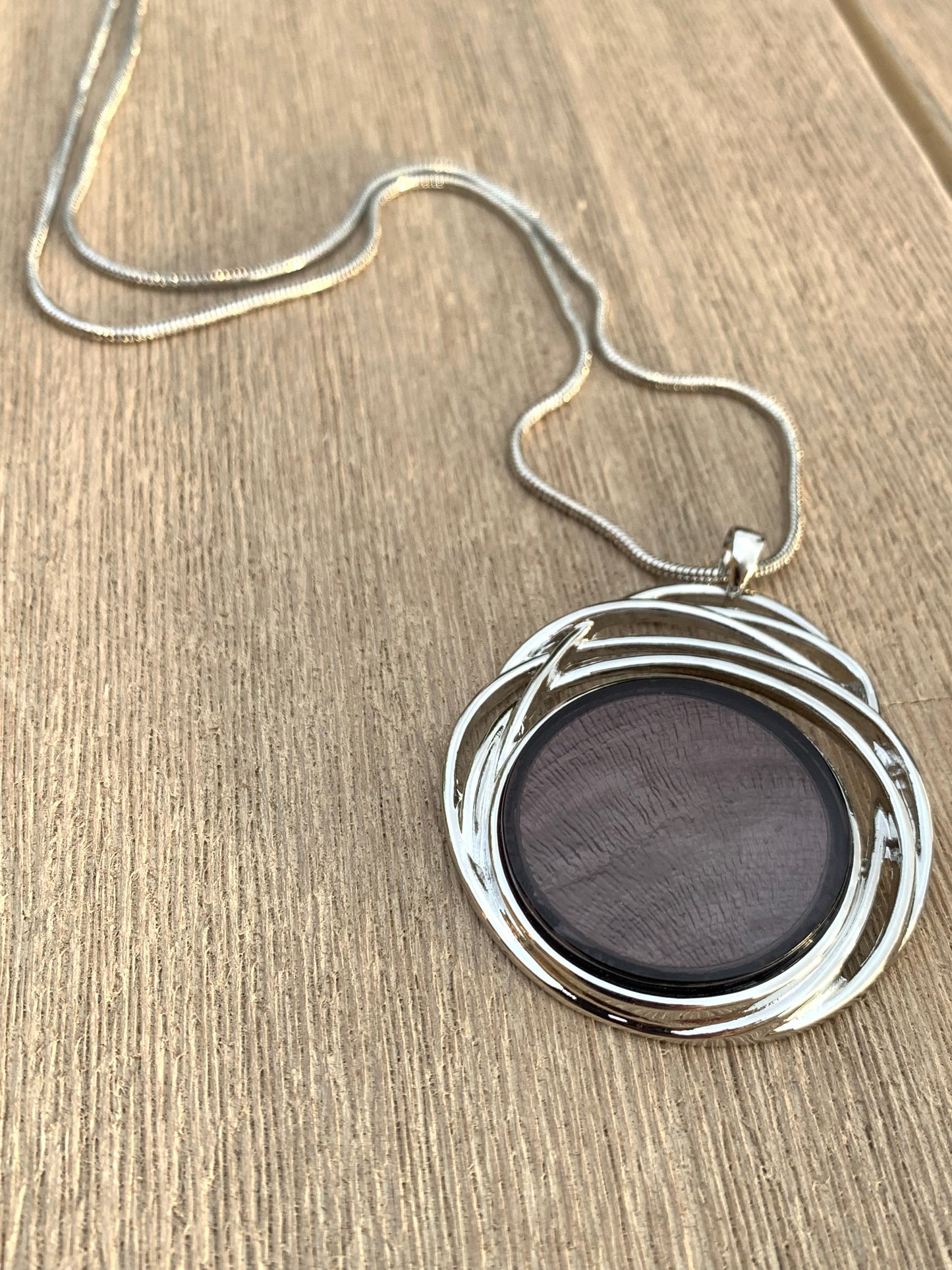 Miss Milly Long Brown Necklace - pixi-daisy