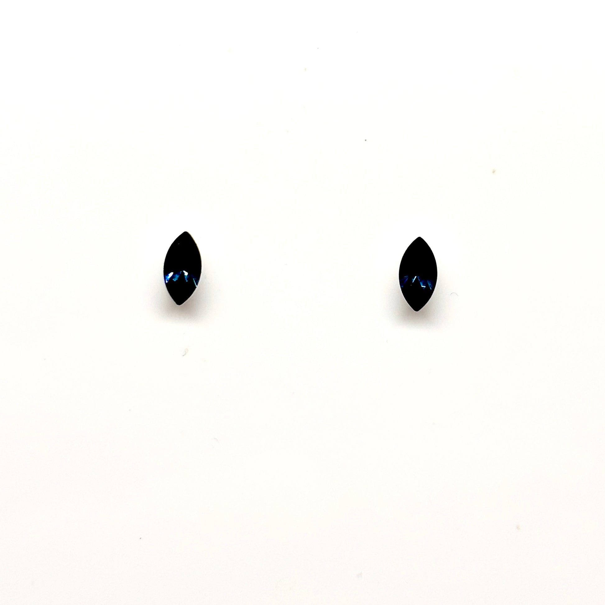 Dark Blue Crystal ear studs from Pixi Daisy