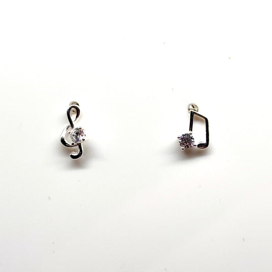 Musical notes ear studs from Pixi Daisy