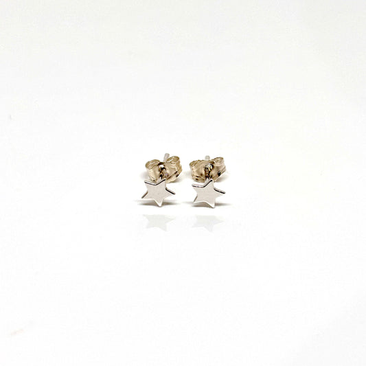 Silver start ear studs from Pixi Daisy