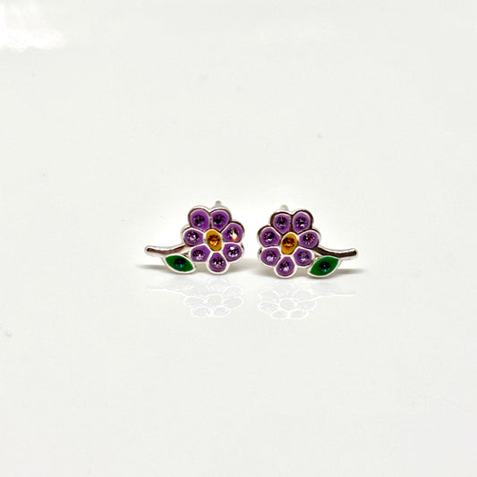 Silver flower earrings with embedded crystals from Pixi Daisy