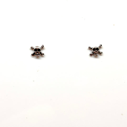 Small skull and crossbones earrings from Pixi Daisy