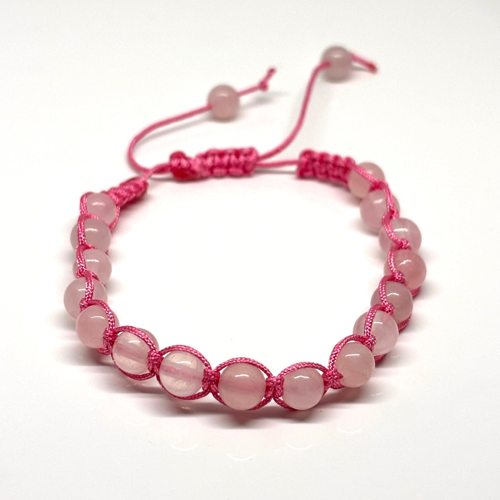 Rose quartz macrame bracelet from Pixi Daisy