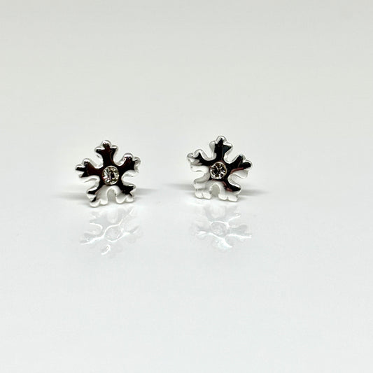 Snowflake ear Studs - Pixi Daisy