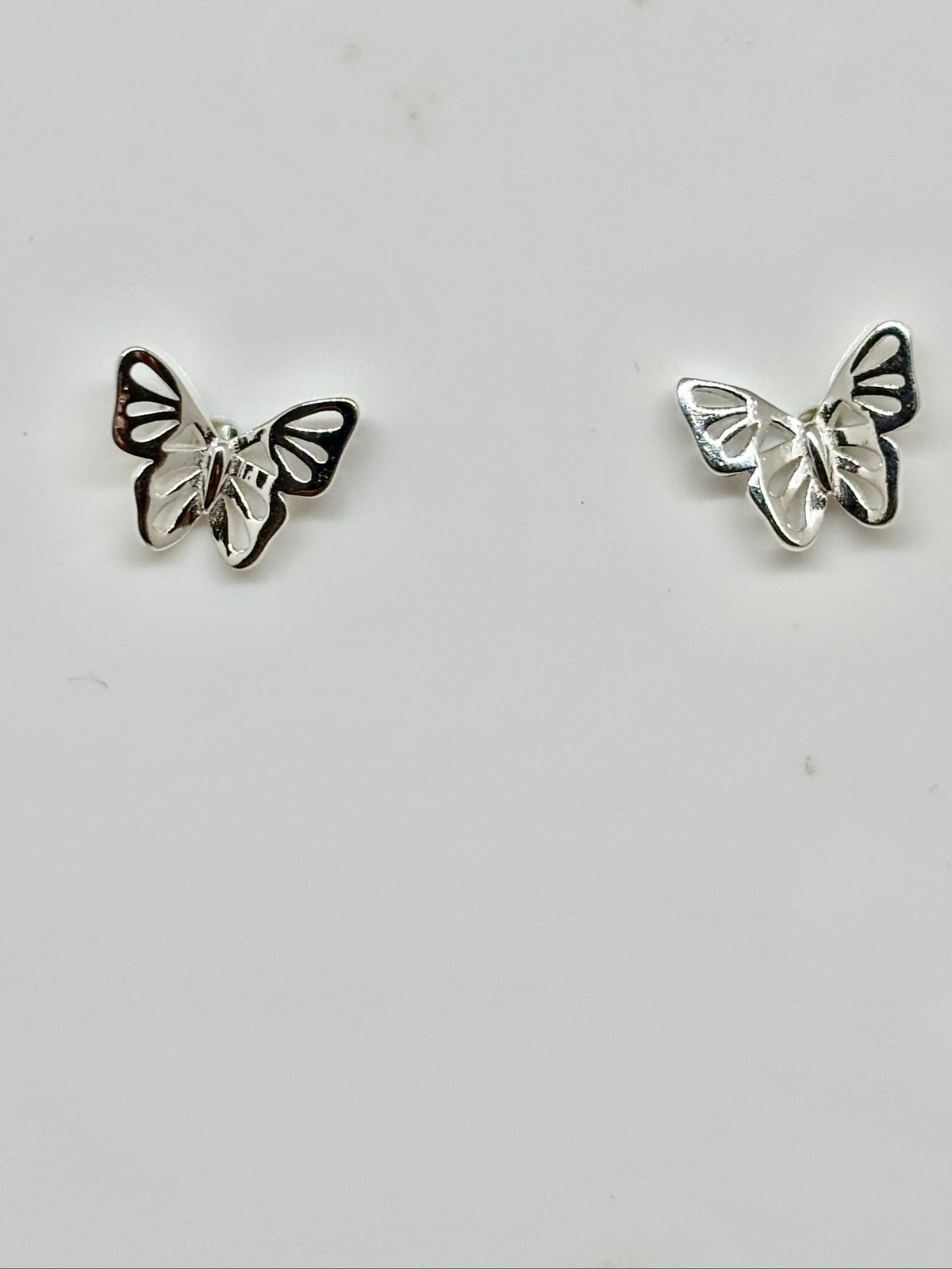 butterfly stud earrings from pixi daisy