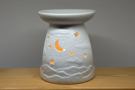 Moon & stars ceramic wax melt/essential oil burner from Pixi Daisy