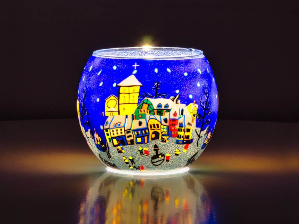 Snowy town globe tea light candle holder from Pixi Daisy