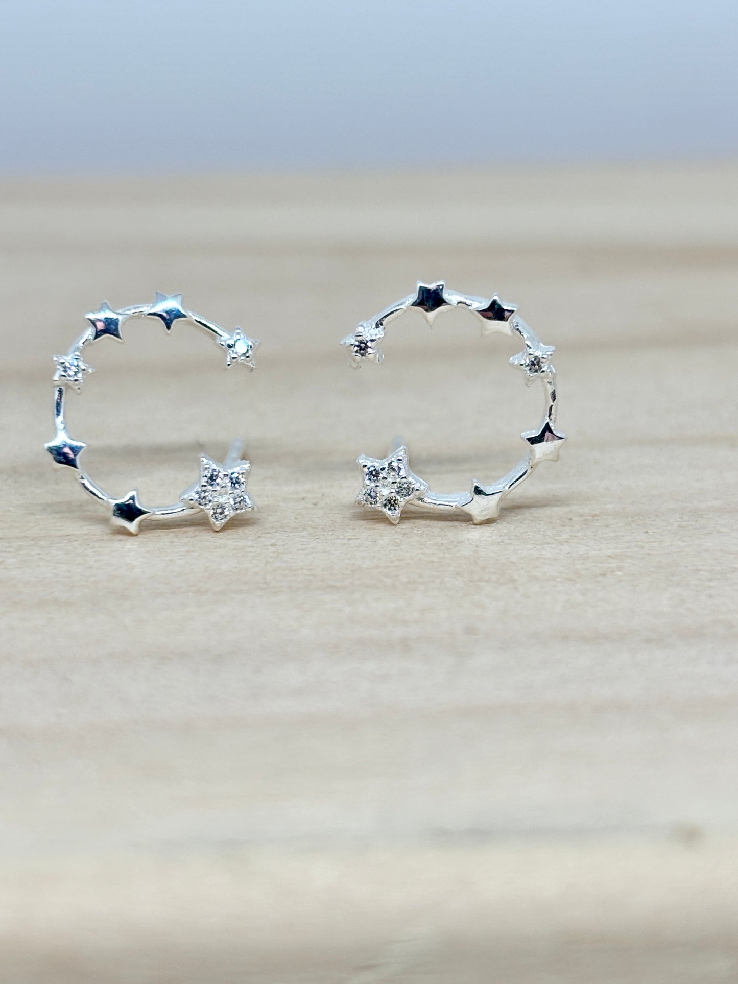 crescent of stars stud earrings - pixi daisy