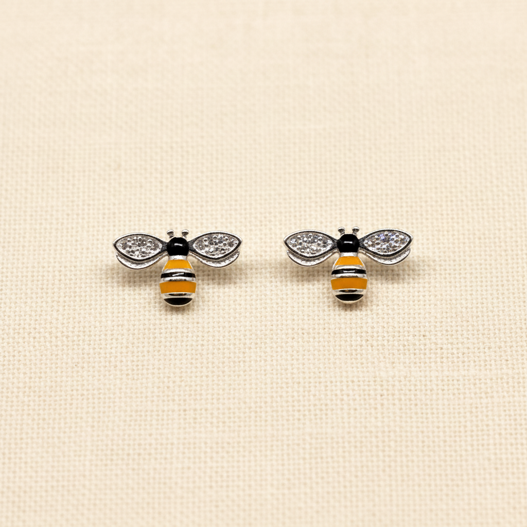 Bee Stud Earrings - Cream Linen