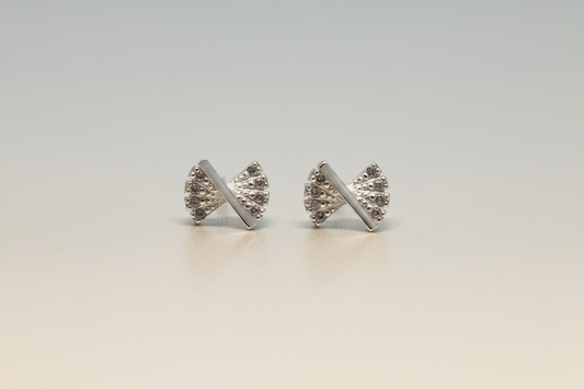 Bow Earrings from Pixi Daisy