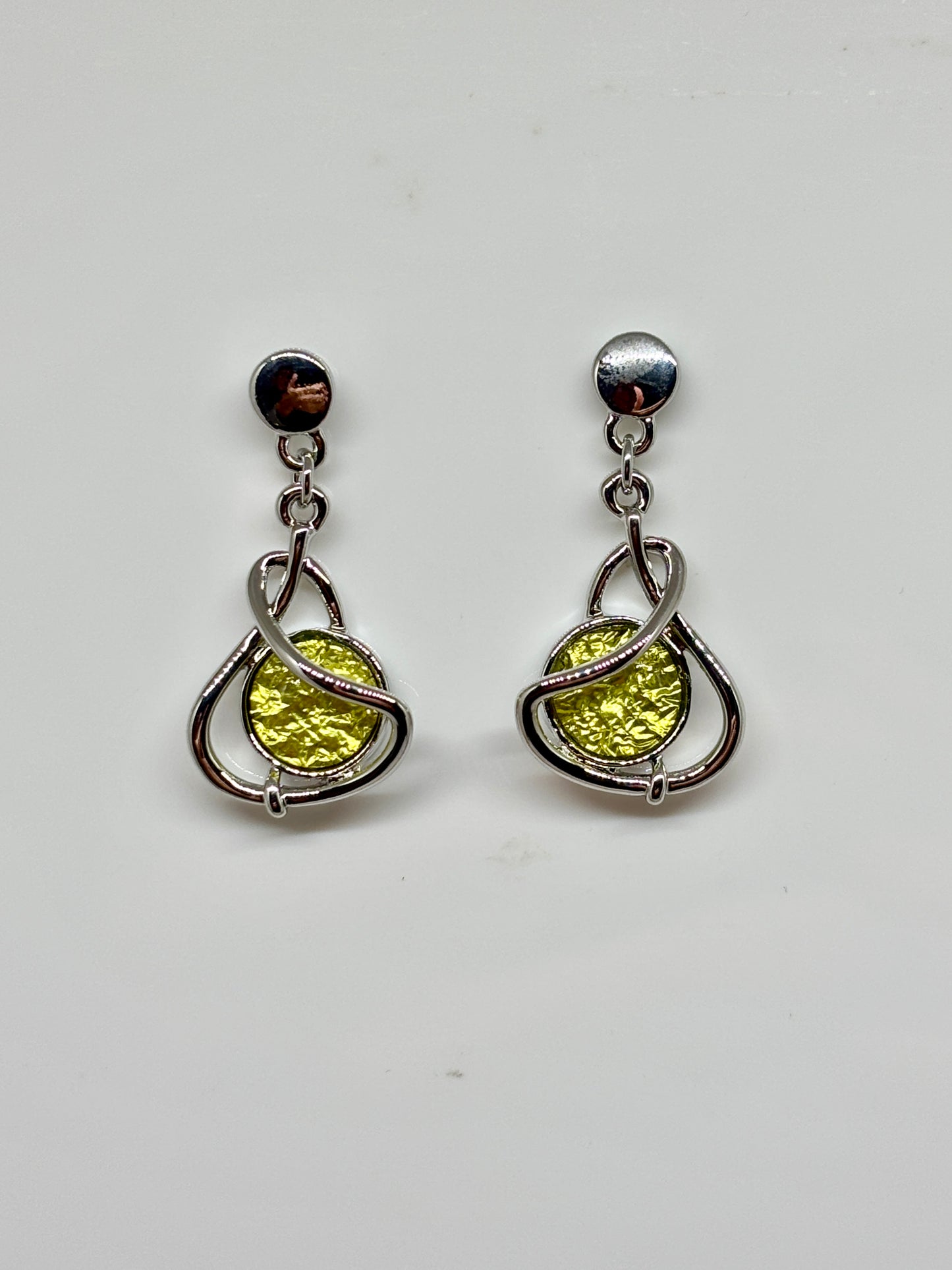 Miss Milly lime green earrings from Pixi Daisy