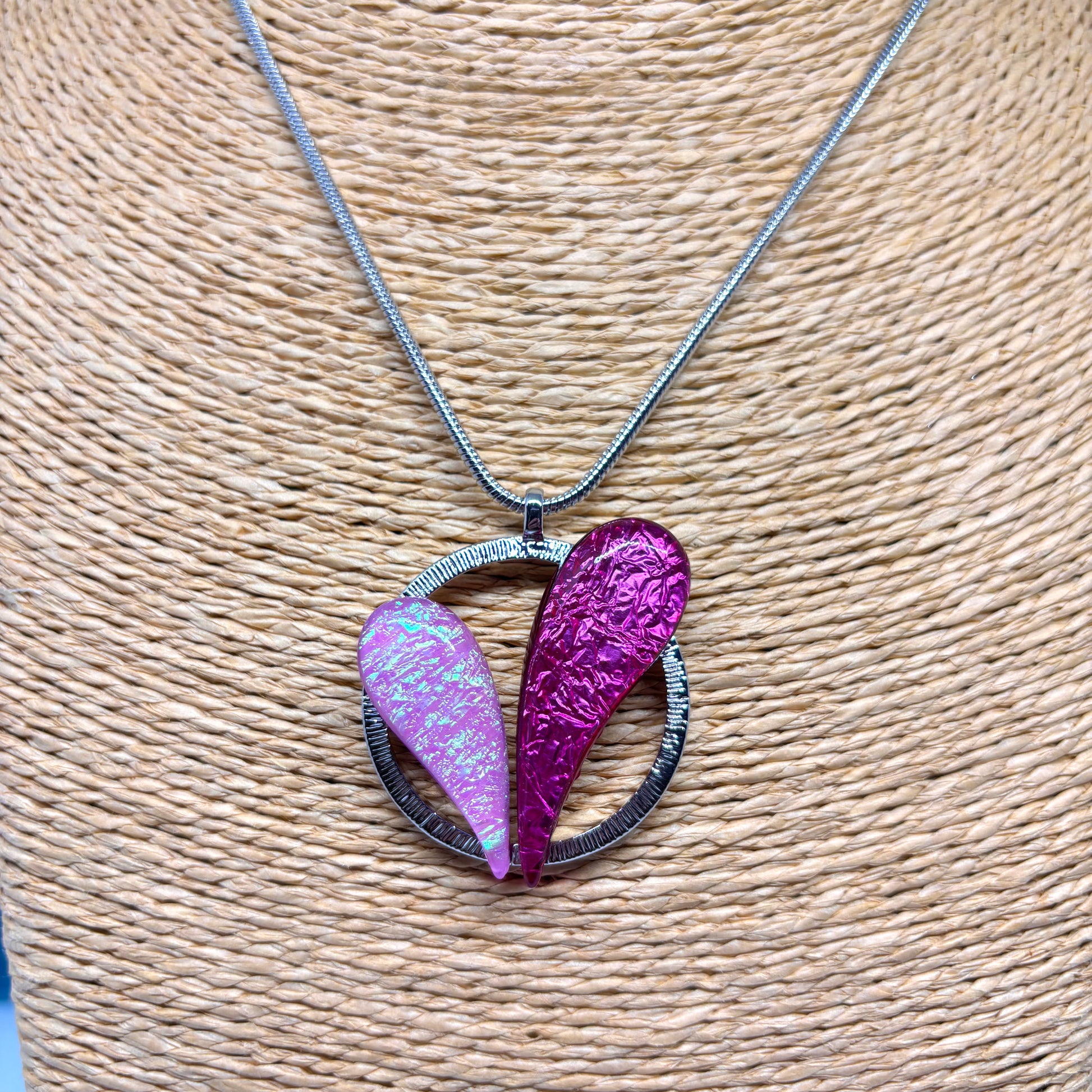 Miss Milly Necklace with pink teardrop-shaped pendants from Pixi Daisy