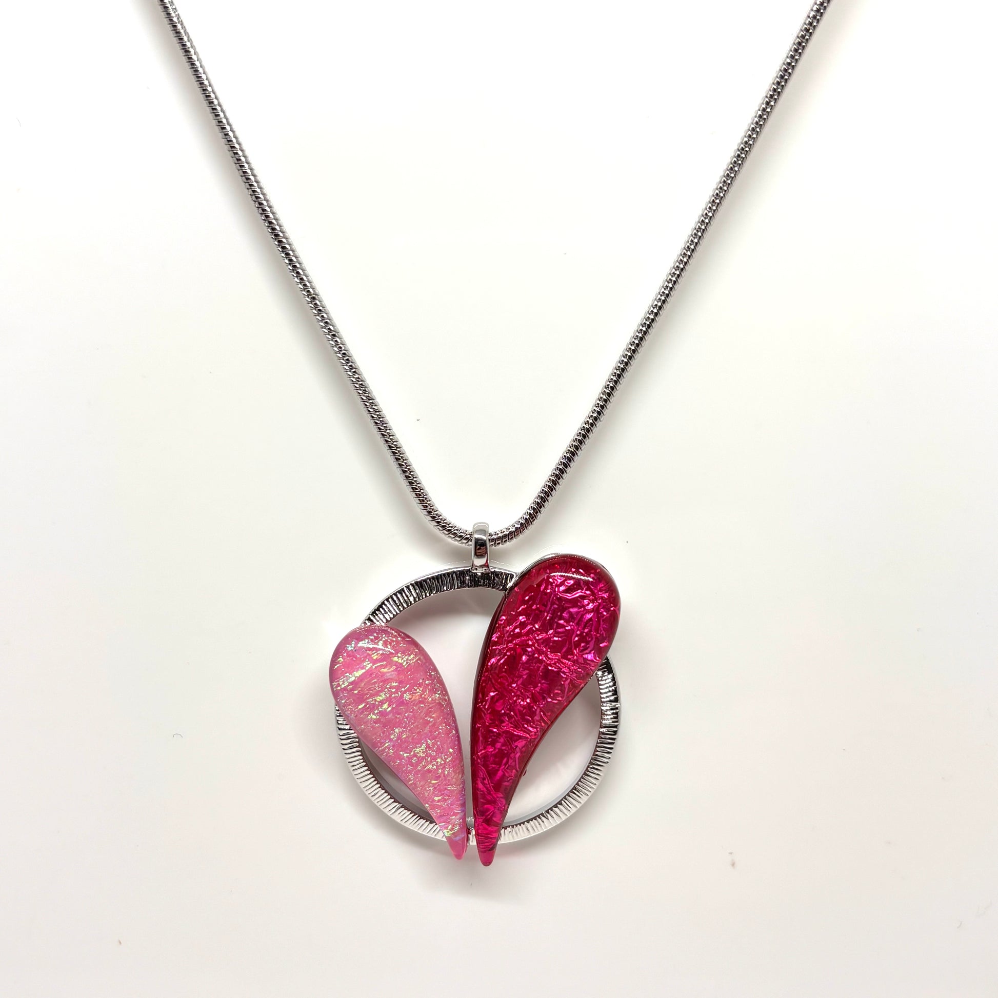 Miss Milly Necklace with pink teardrop-shaped pendants from Pixi Daisy