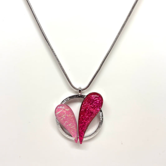 Miss Milly Necklace with pink teardrop-shaped pendants from Pixi Daisy