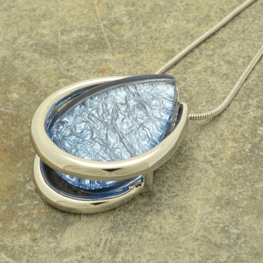Miss Milly Powder Blue necklace from Pixi Daisy