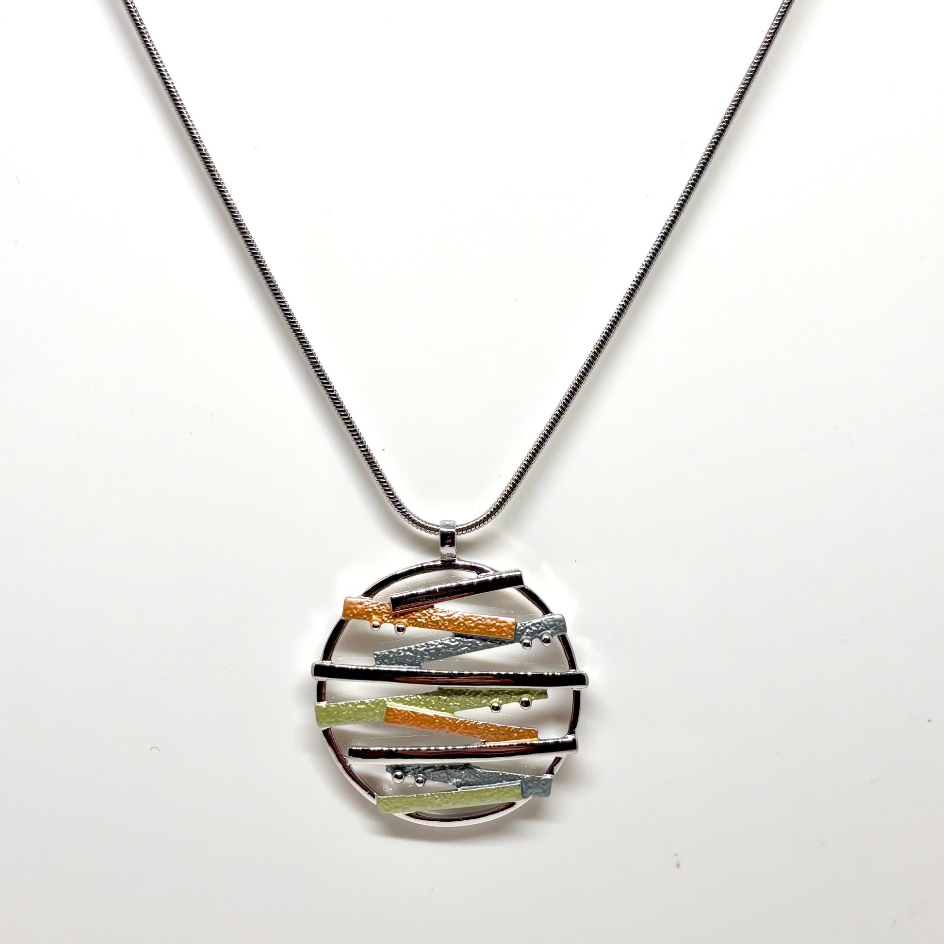 Miss Milly Necklace with a round, multicoloured pendant from Pixi Daisy
