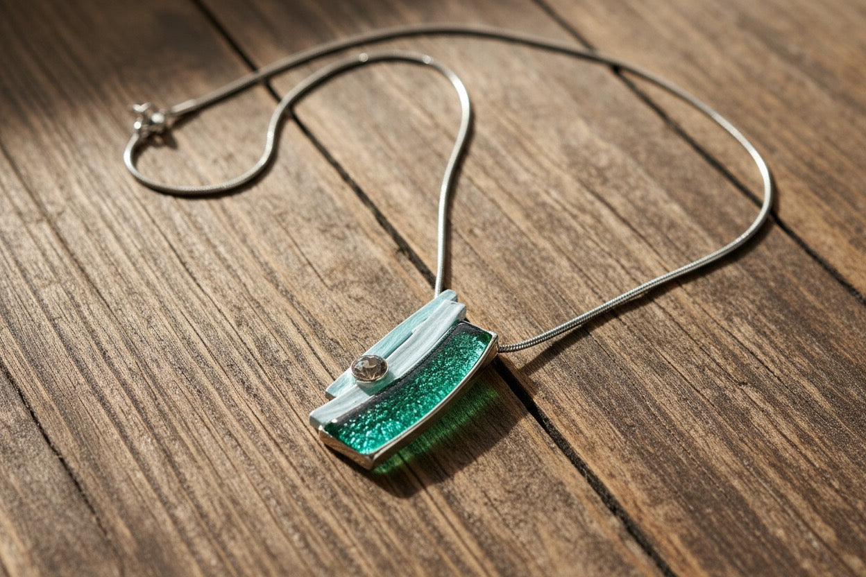 Miss Milly Mint Green Stripes necklace from Pixi Daisy