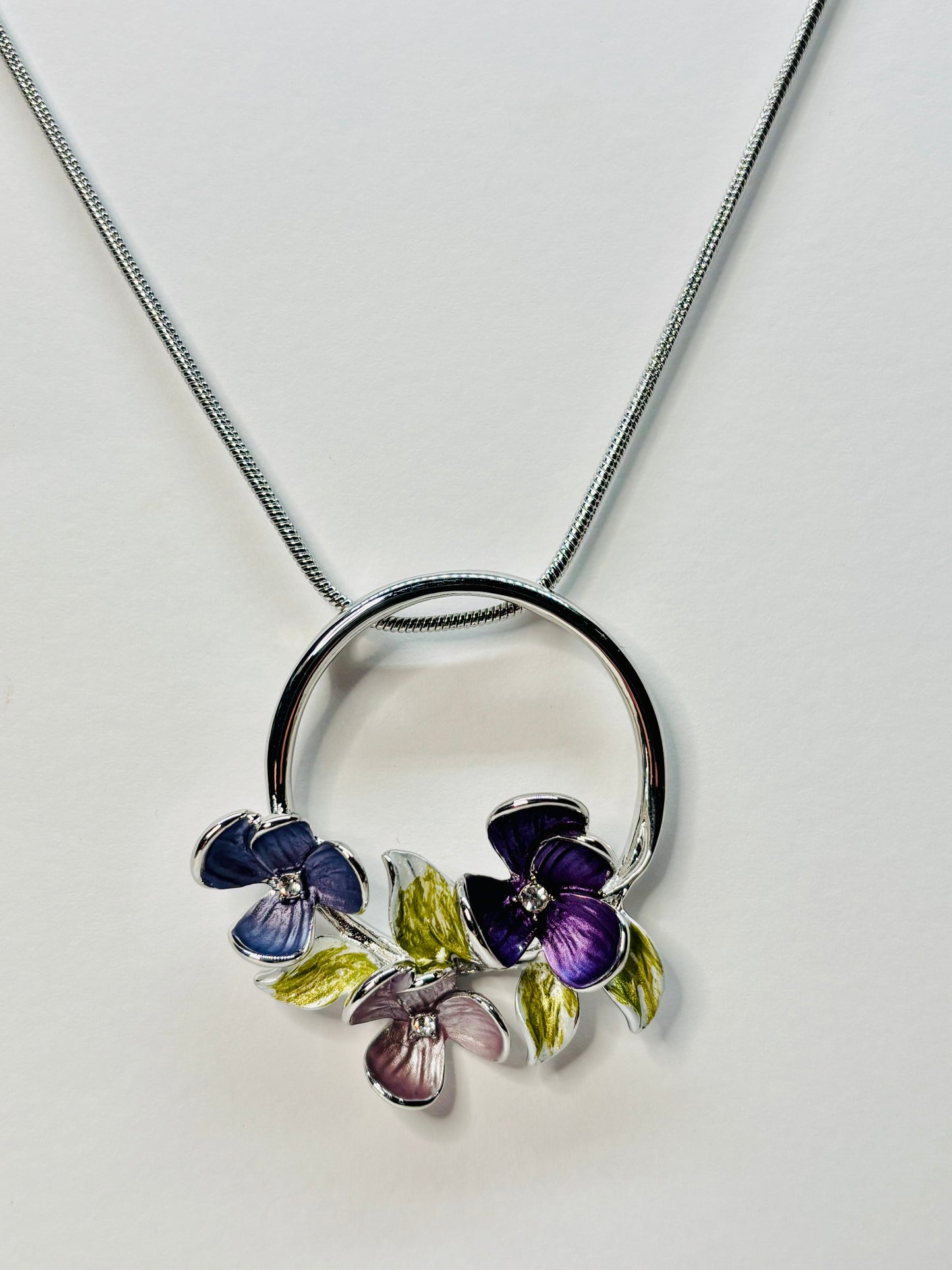 Miss Milly Viola necklace from Pixi Daisy