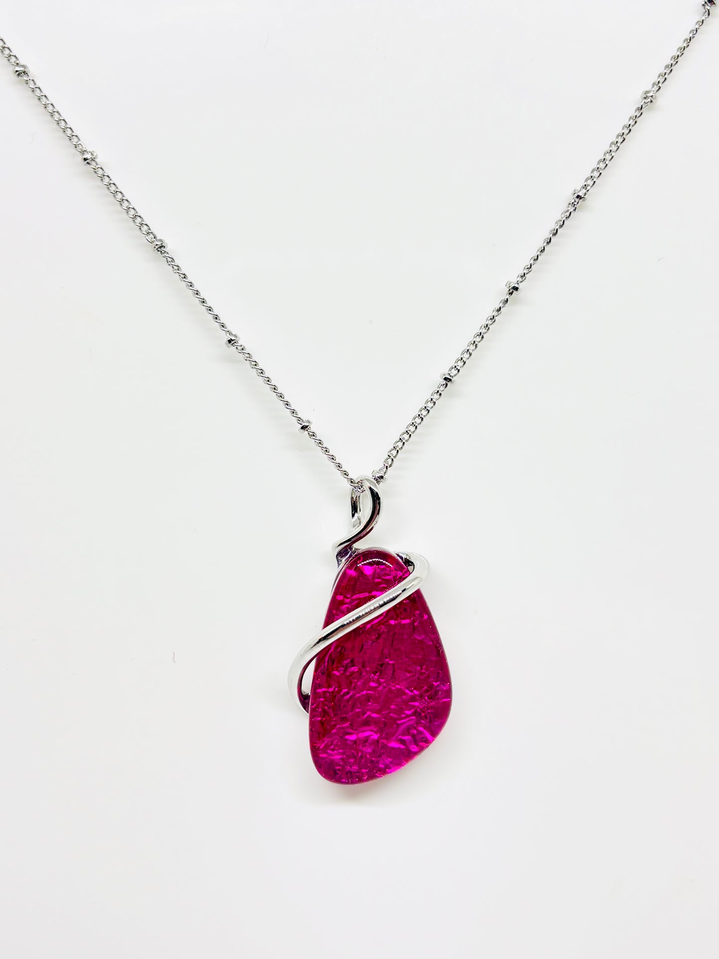 Miss Milly Pink Drift Necklace from Pixi Daisy