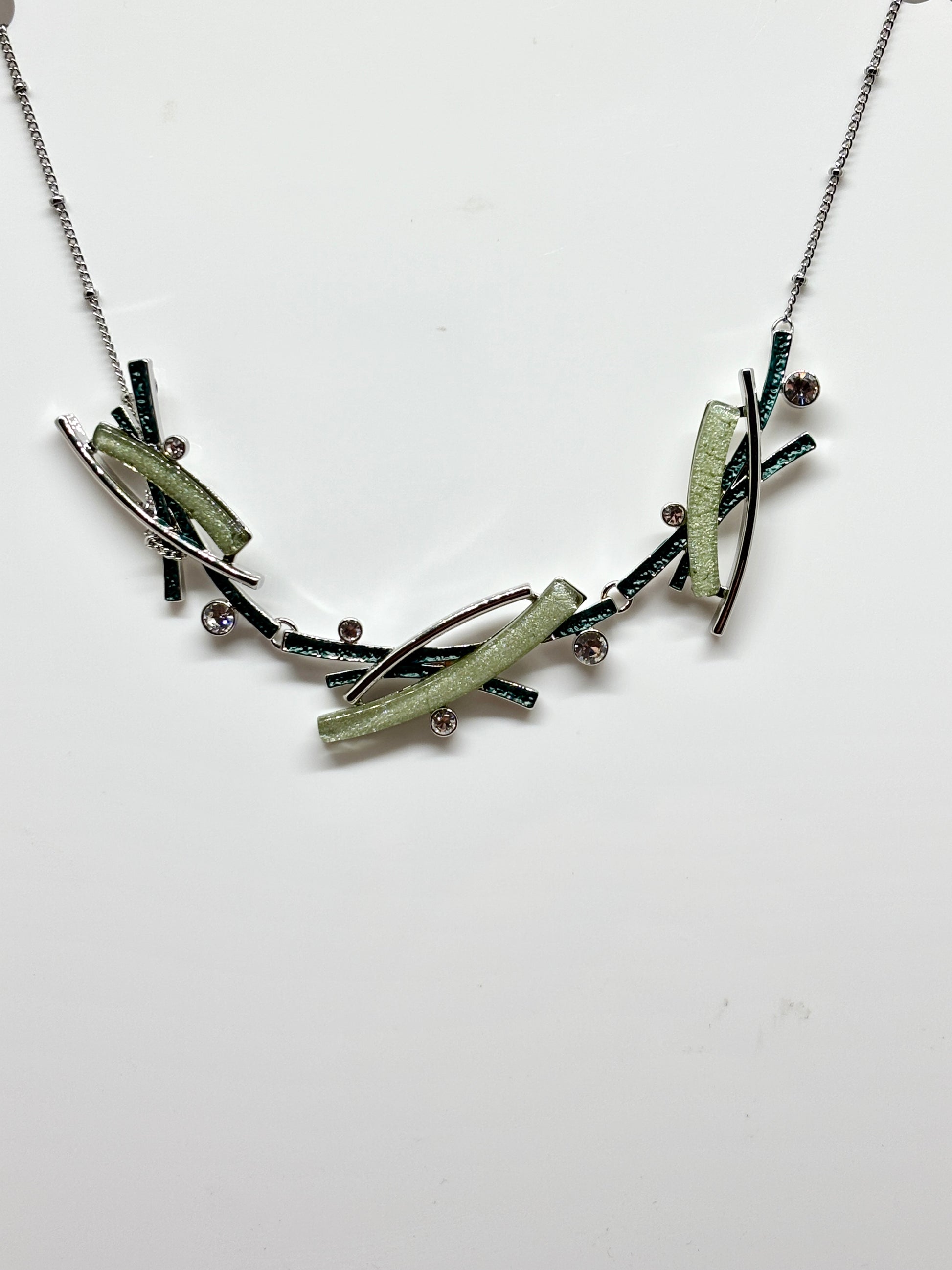 Miss Milly Foaming sea necklace from Pixi Daisy