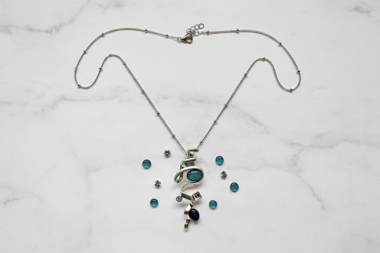 Miss Milly Grey Twisted Necklace - Lay Flat