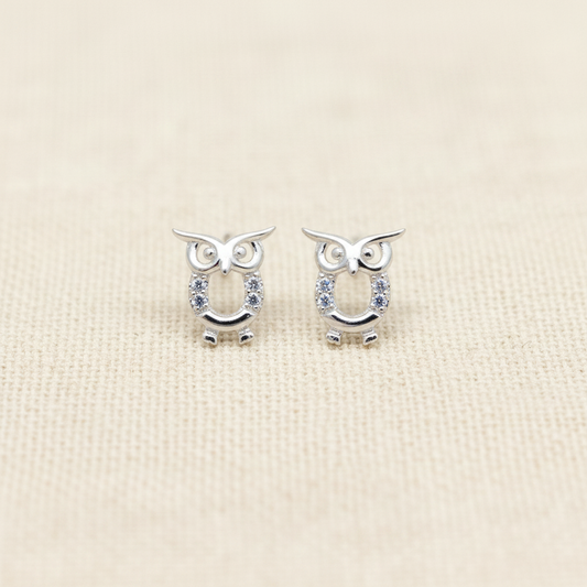 Owl Silver Stud Earrings from pixi daisy