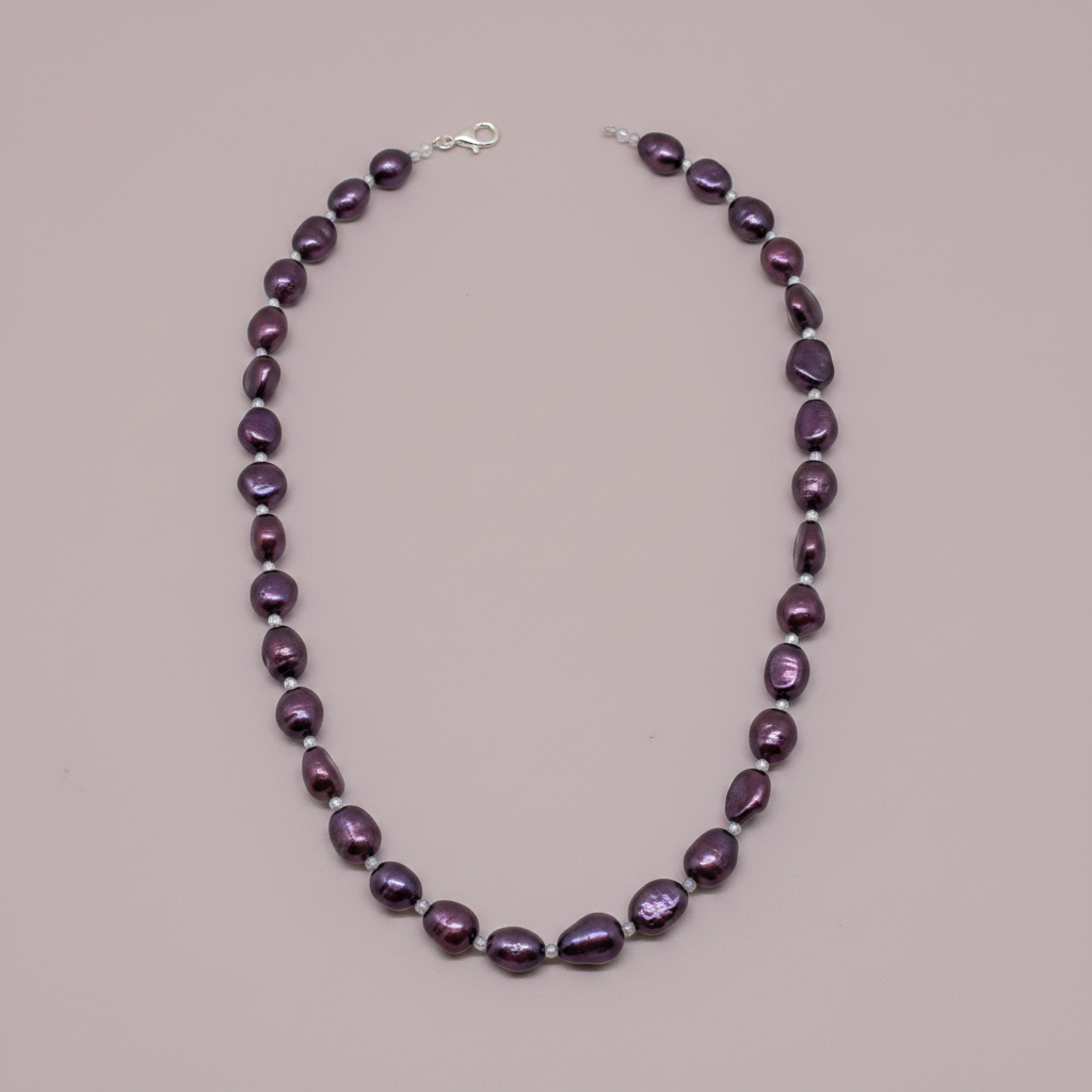 Burgundy Freshwater Pearl Necklace from Pixi Daisy