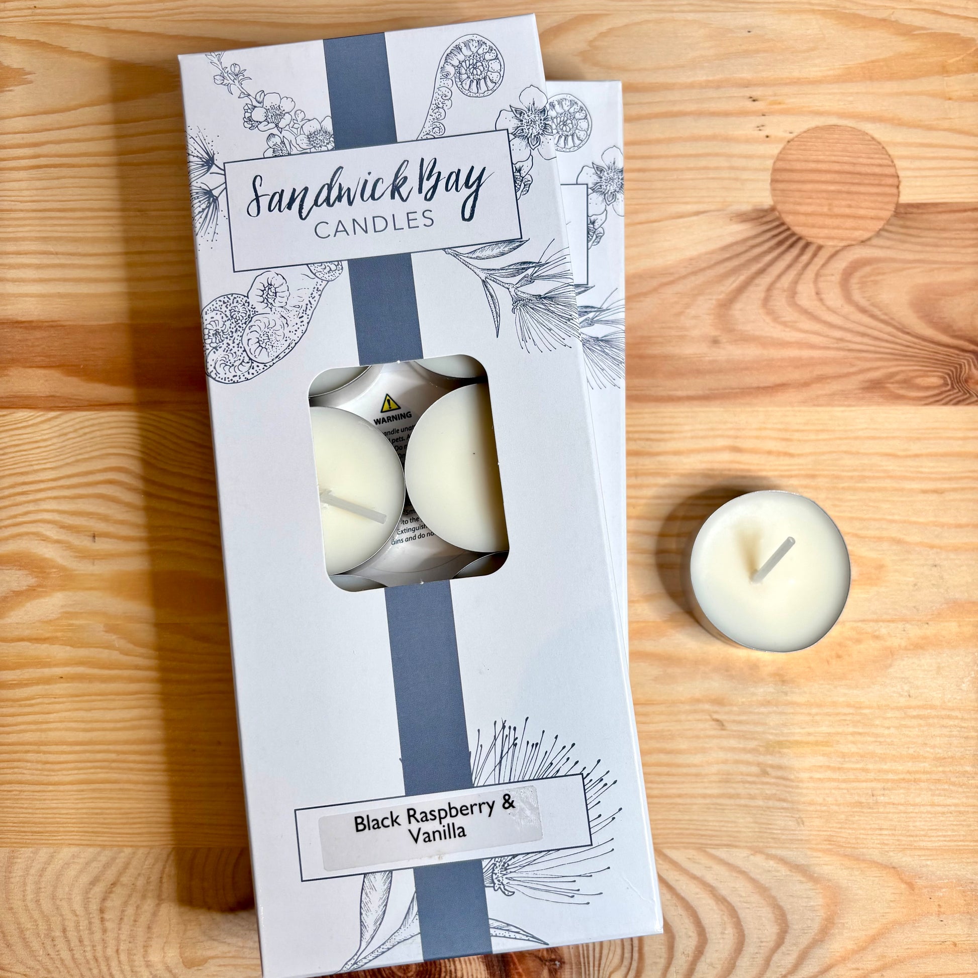 Black Raspberry & Vanilla Tea Light Candles from Pixi Daisy