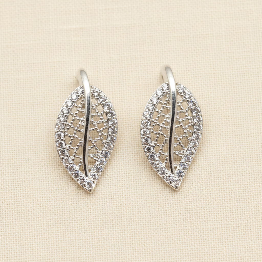 Sparkling Leaf Stud Earrings from pixi daisy