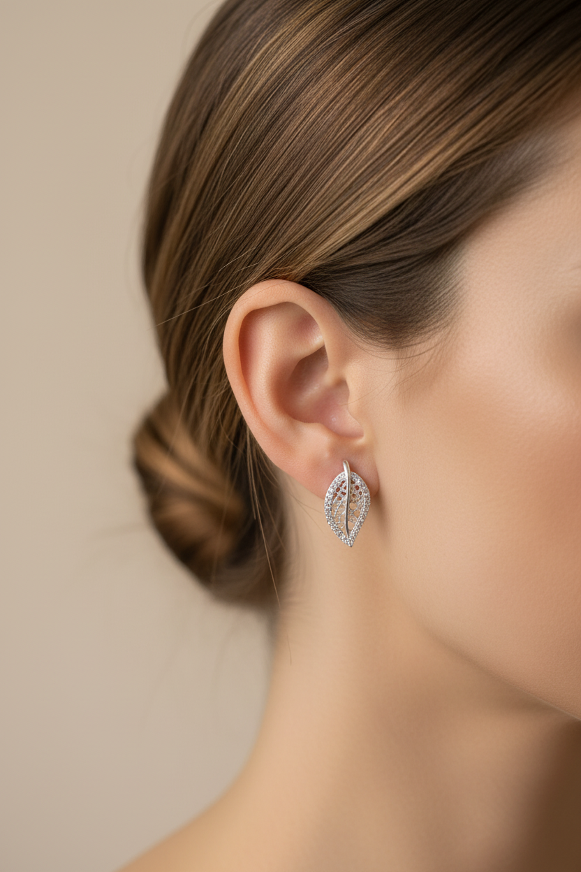 Sparkling Leaf Stud Earrings from pixi daisy