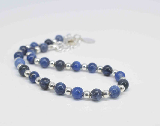 Handmade Sodalite Bracelet - Pixi Daisy