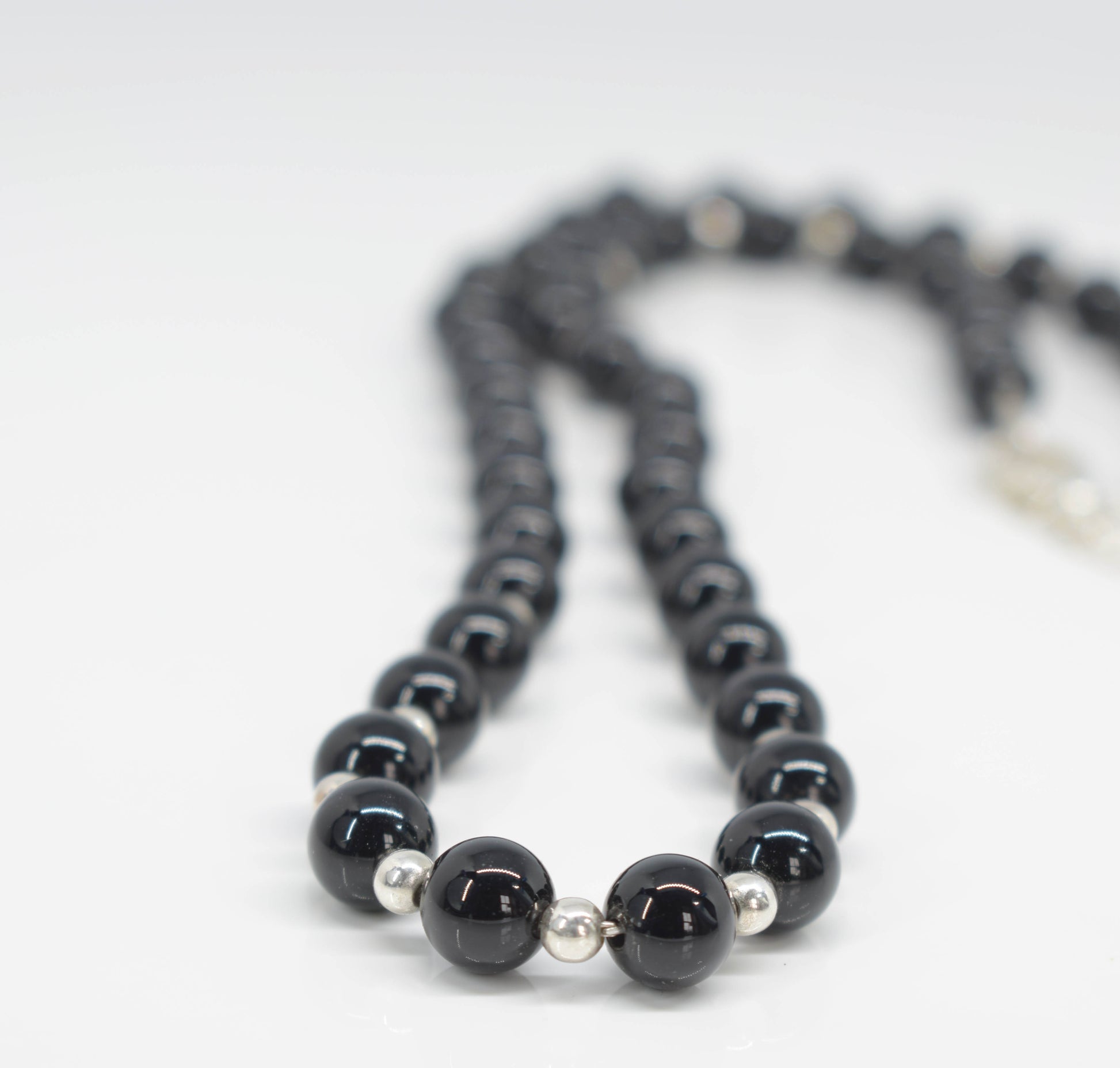Handmade Black Onyx Necklace - Pixi Daisy