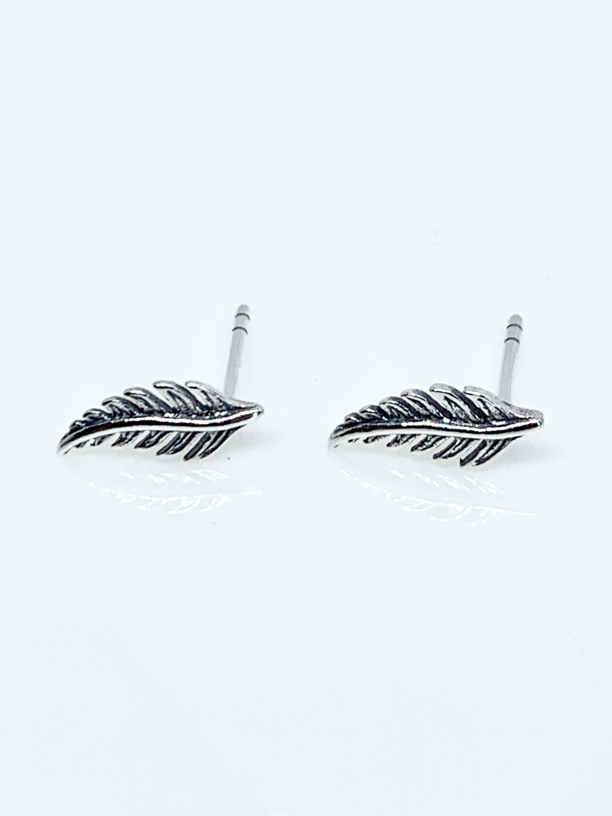 Feather Sterling Silver Stud Earrings - pixi-daisy