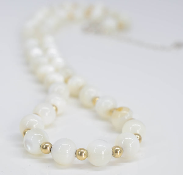 Handmade Mother of Pearl Necklace - Pixi Daisy