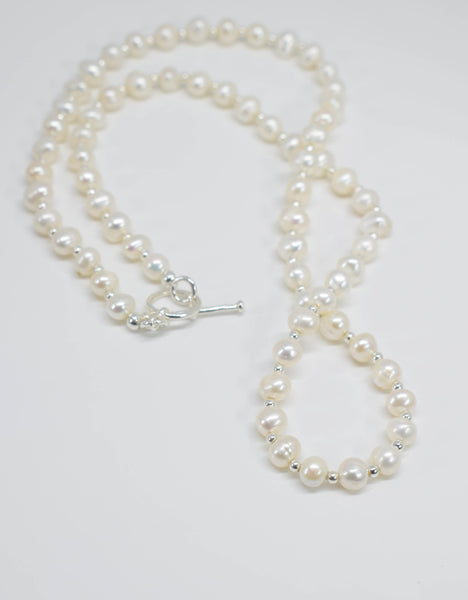 Handmade 18" freshwater pearl necklace - Pixi Daisy
