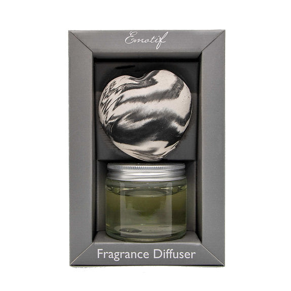 Aphrodite heart diffuser from Pixi Daisy
