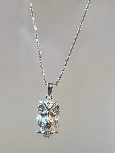 Owl Pendant on 18 inch Sterling Silver box Chain - pixi-daisy