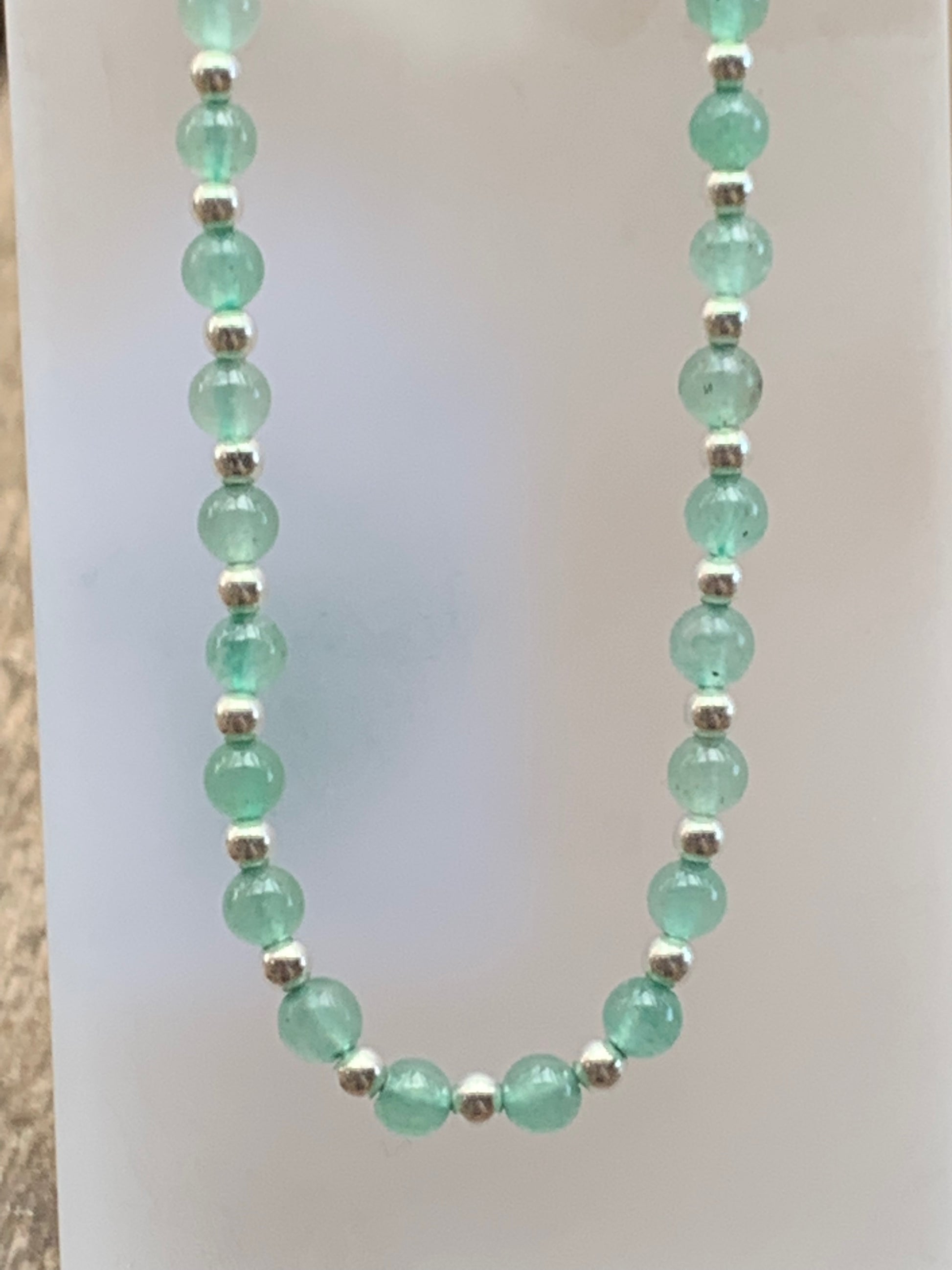 Adventurine Gem Stone and Silver Bead Bracelet - pixi-daisy