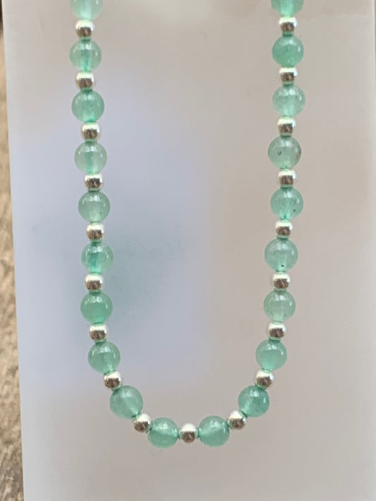 Adventurine Gem Stone and Silver Bead Bracelet - pixi-daisy