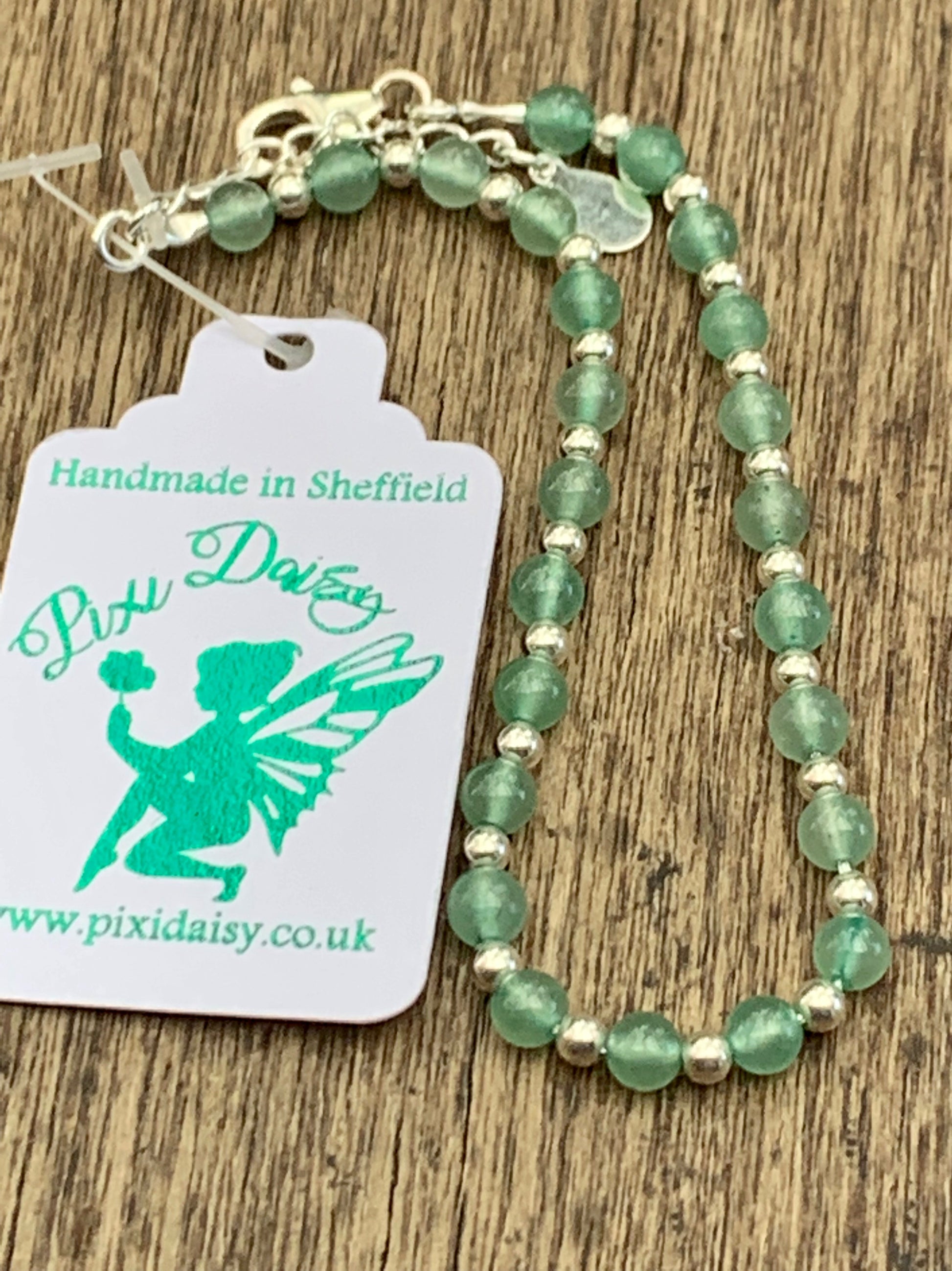 Adventurine Gem Stone and Silver Bead Bracelet - pixi-daisy