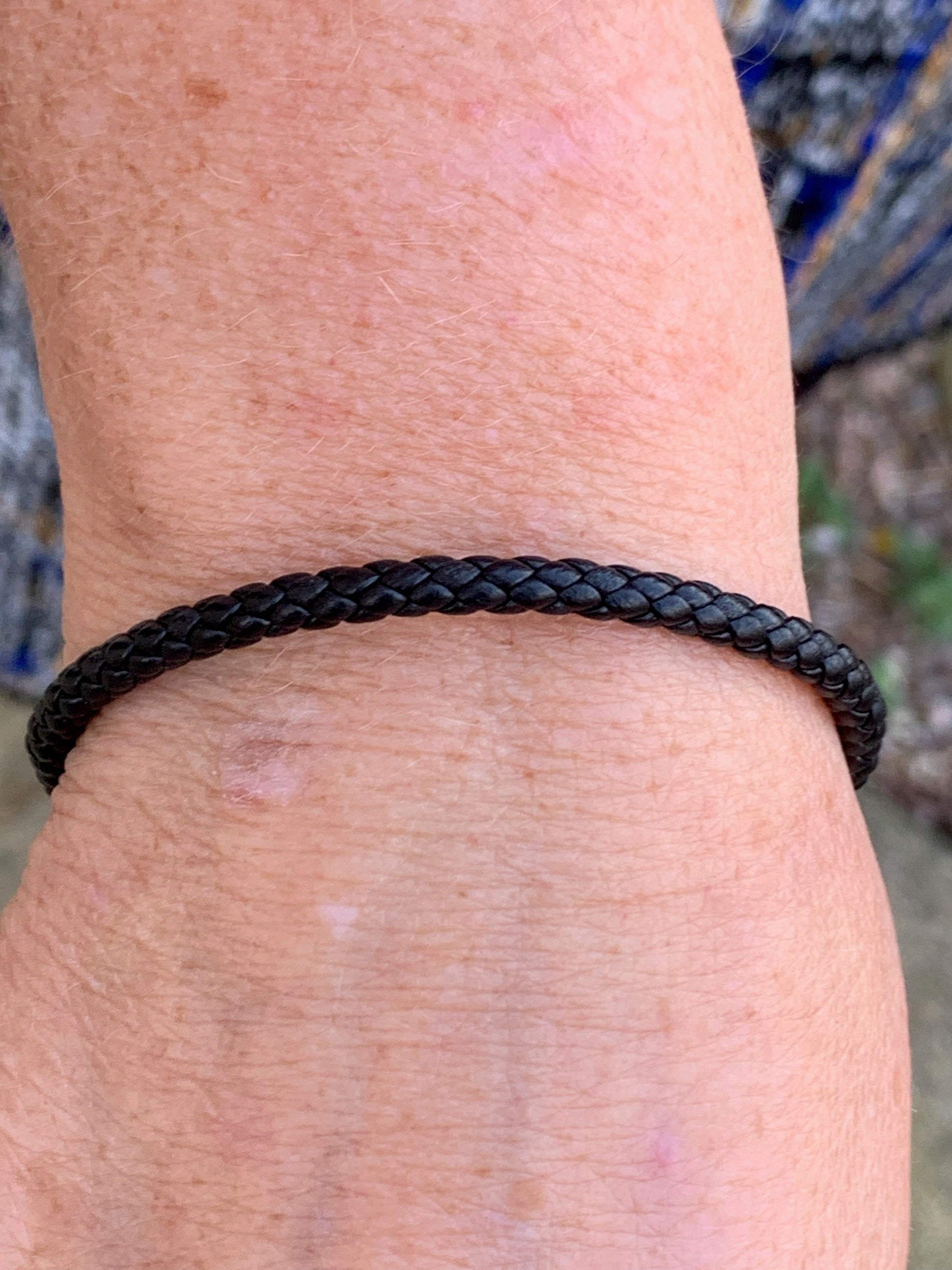 Black Leather Cord Bracelet - pixi-daisy